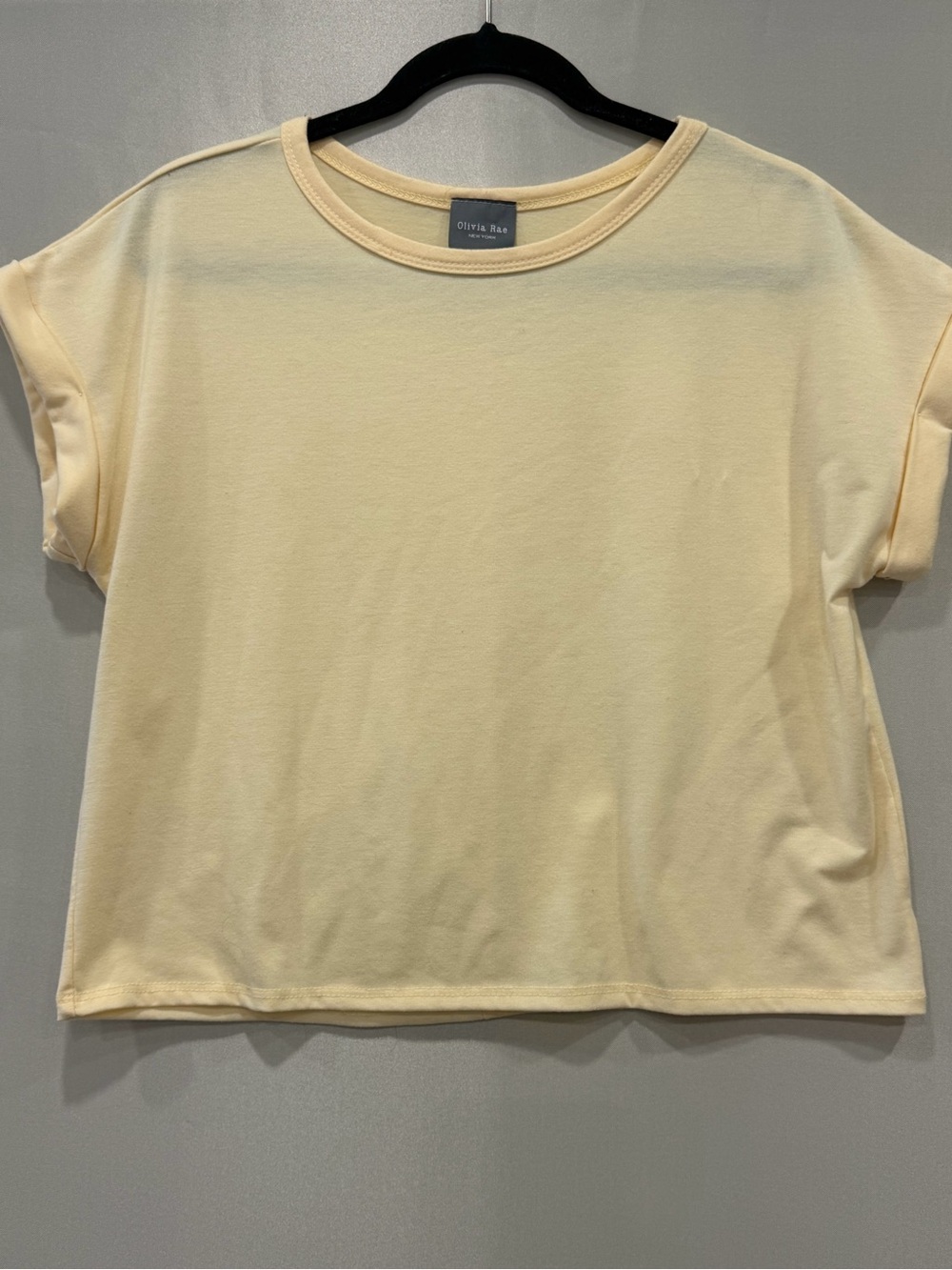Olivia Rae Cream Short-Sleeve Boxy Tee size M